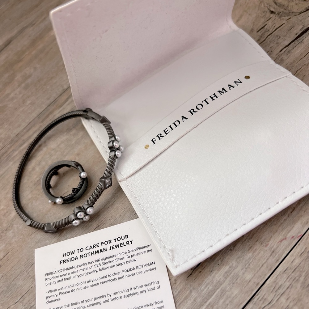 Freida Rothman bracelet